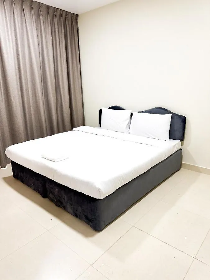 Ras Star Residence - Home Stay Dubai 0*,