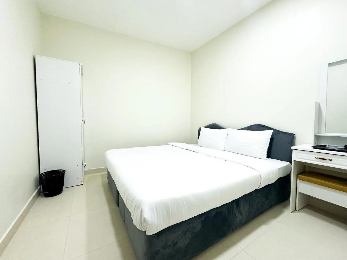 Homestay Ras Star Residence - Home Stay Dubai United Arab Emirates